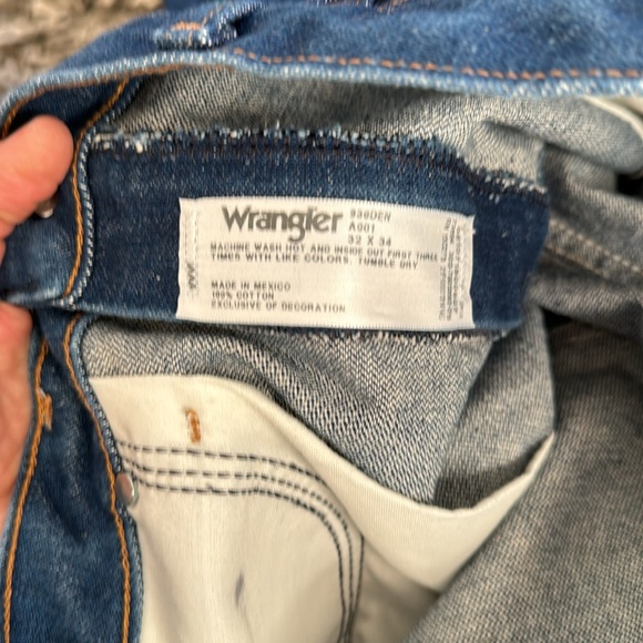 Wrangler 32 x 34 classic right bootcut Jean - Picture 9 of 9